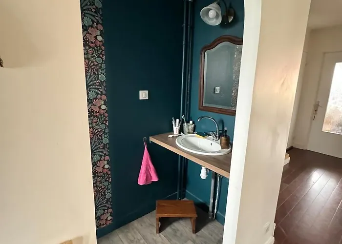 Dom wakacyjny Maison - Piscine Privee - 6 Personnes - 20 Min Du Centre A Pied